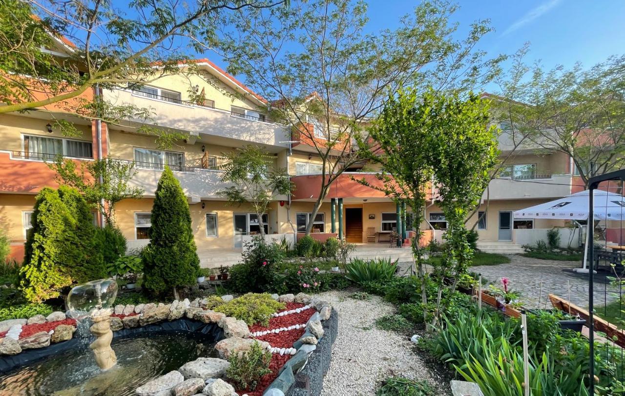 Bed and Breakfast Vamabel House Вама-Веке Екстер'єр фото